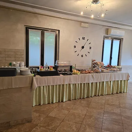 מלון Francesco פאדנג'ה סול גארדה