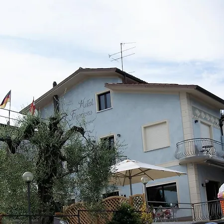 Francesco 3* פאדנג'ה סול גארדה