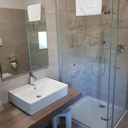 Francesco 3* Padenghe sul Garda